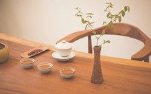 迟速闭崩皆可见